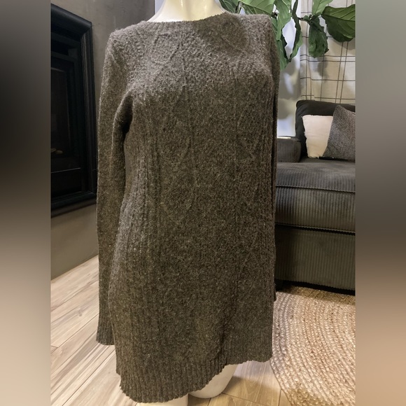 Cable Knit sweater dress. Olive green. - Picture 5 of 5